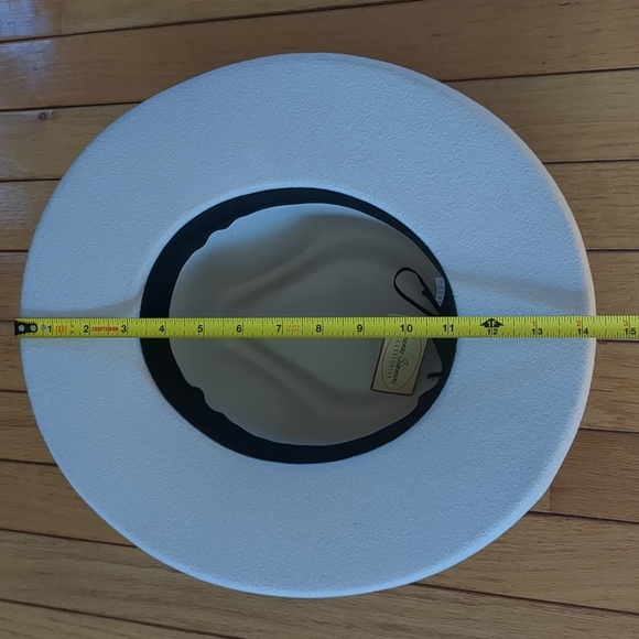 Jeanne Simmons Fedora - Picture 6 of 6